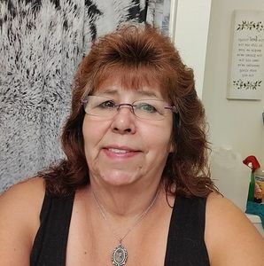 Meet your Posher, Nena